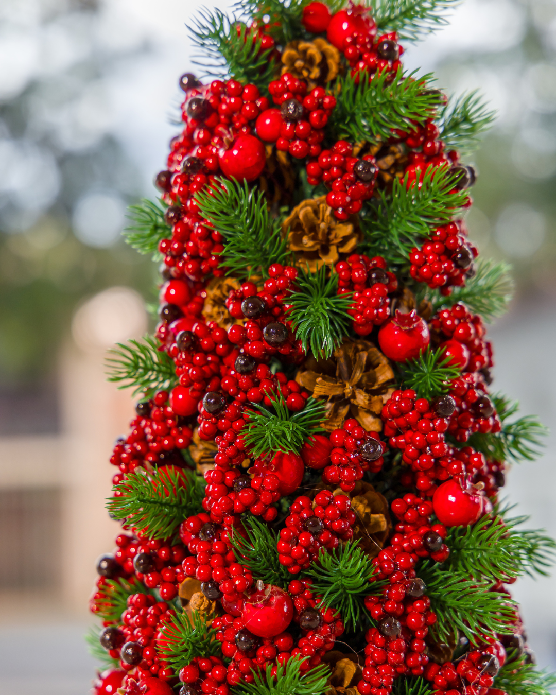 Arvore Natal Decorada Pinhas e Cerejas - 60cm